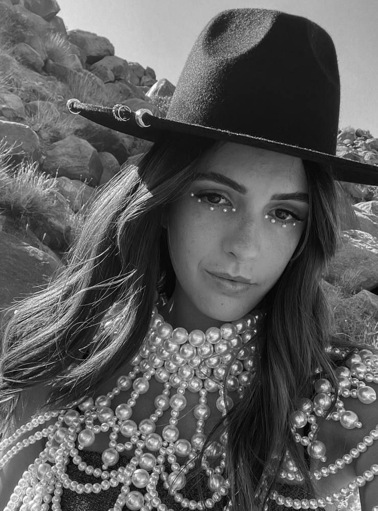 LES BIJOUX DE CHAPEAUX